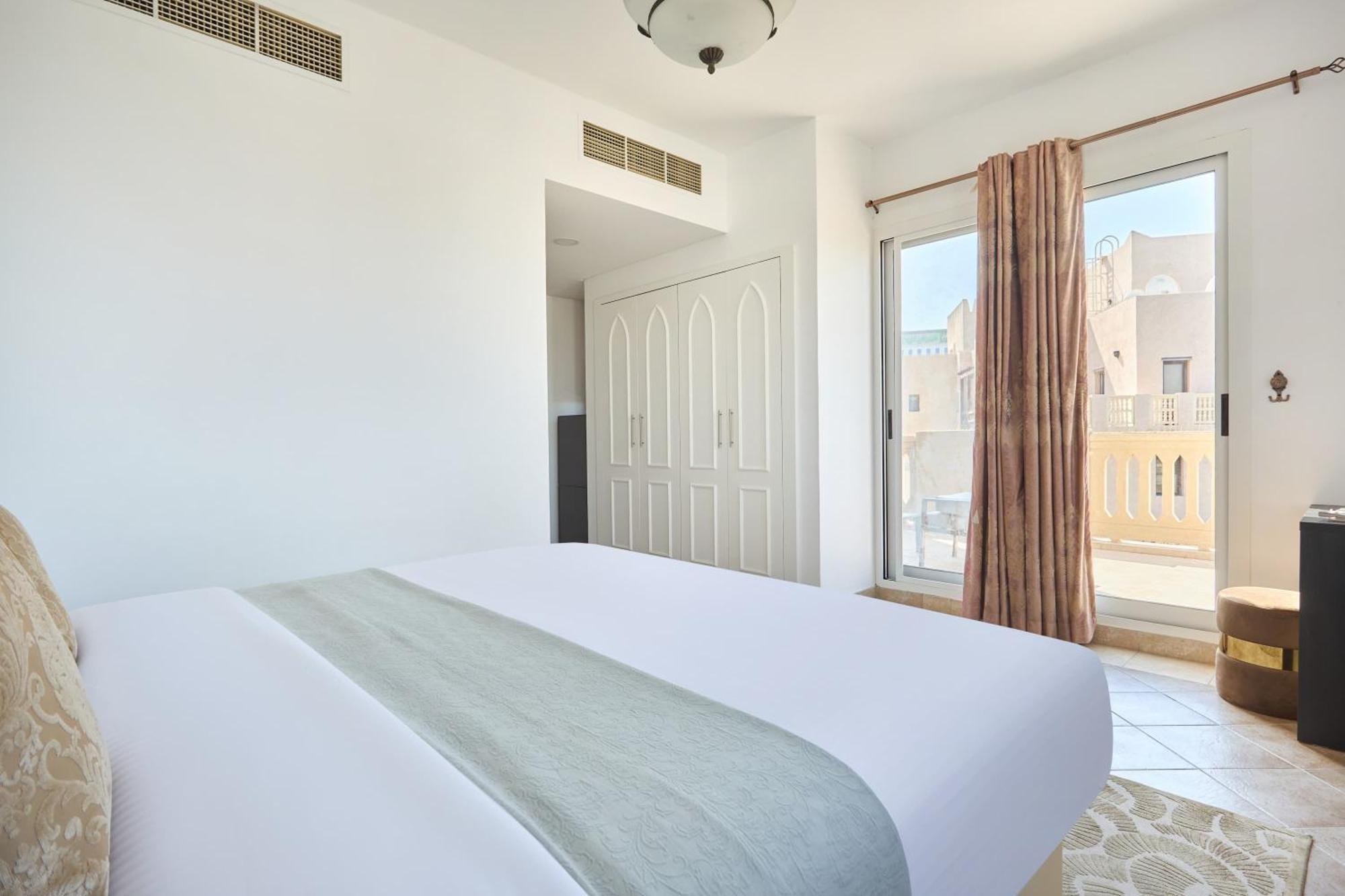 Apartment Frank Porter - Al Badia Hillside 2