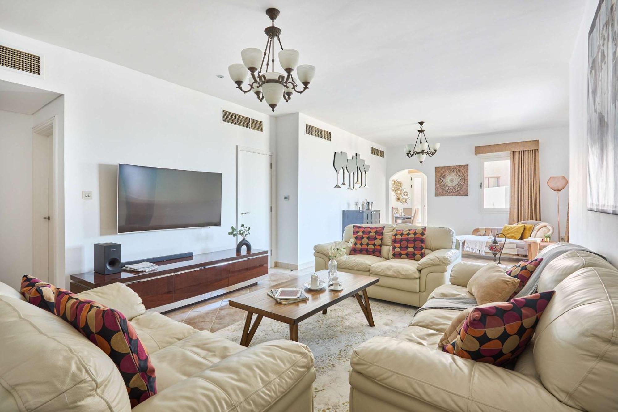 Frank Porter - Al Badia Hillside 2 Apartment